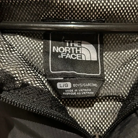 NorthFace Black Boys Jacket with Hood Size: Large - Picture 3 of 3